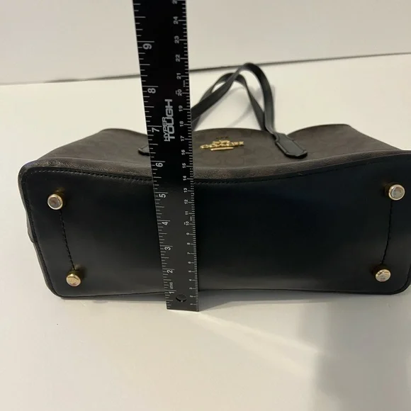 Coach Avenue Brown Carryall in Signature Canvas - Picture 10 of 16